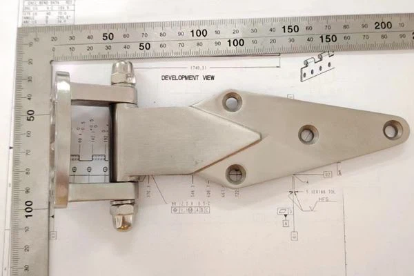 Carbon Steel Swivel Industrial Hinge For Trucks
